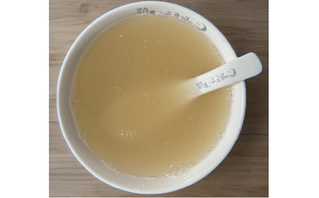 葛粉沖調(diào)新手必看！告別“白色尷尬”，一碗晶瑩剔透的有機(jī)野生葛根粉是這樣沖出來的！